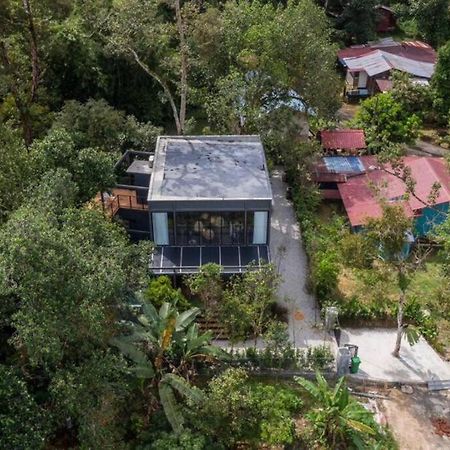 The Estate Hulu Rening - Private Retreat Cabin Batang Kali Exterior photo